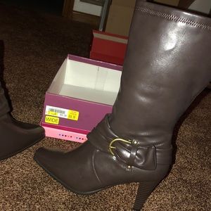 Brown buckle mid calf boot